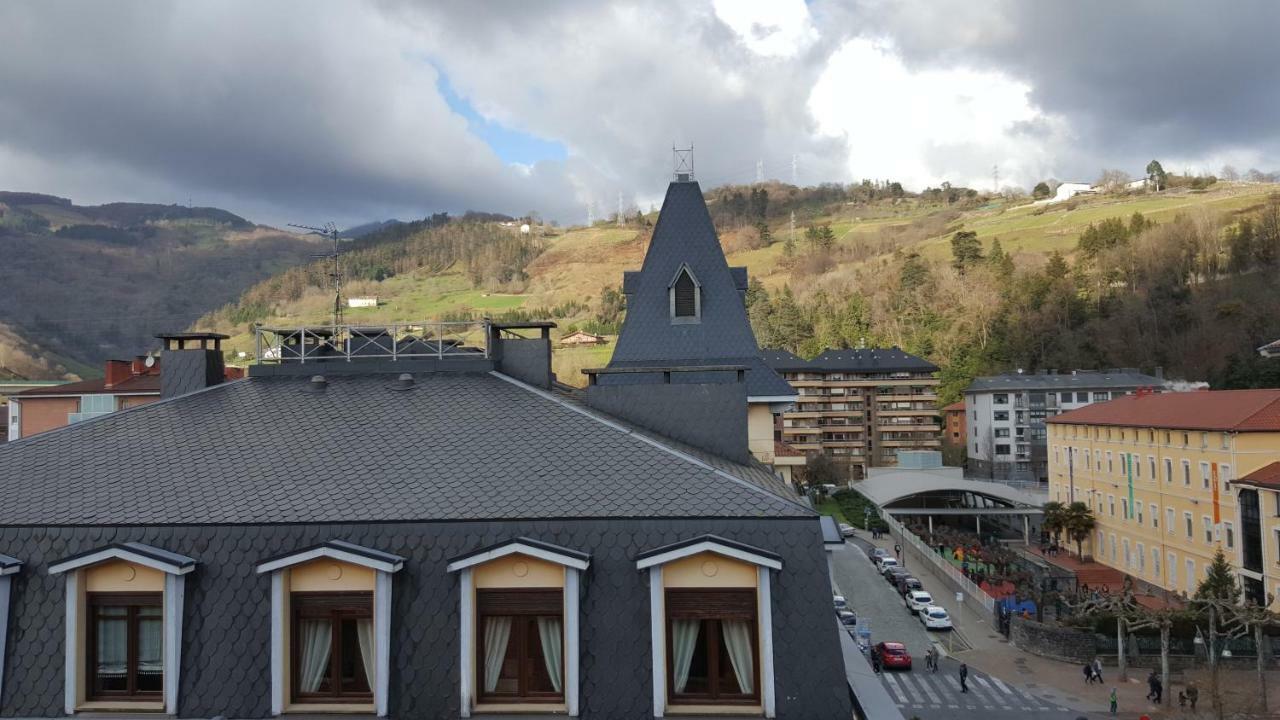 Hotel Oria Tolosa  Zewnętrze zdjęcie