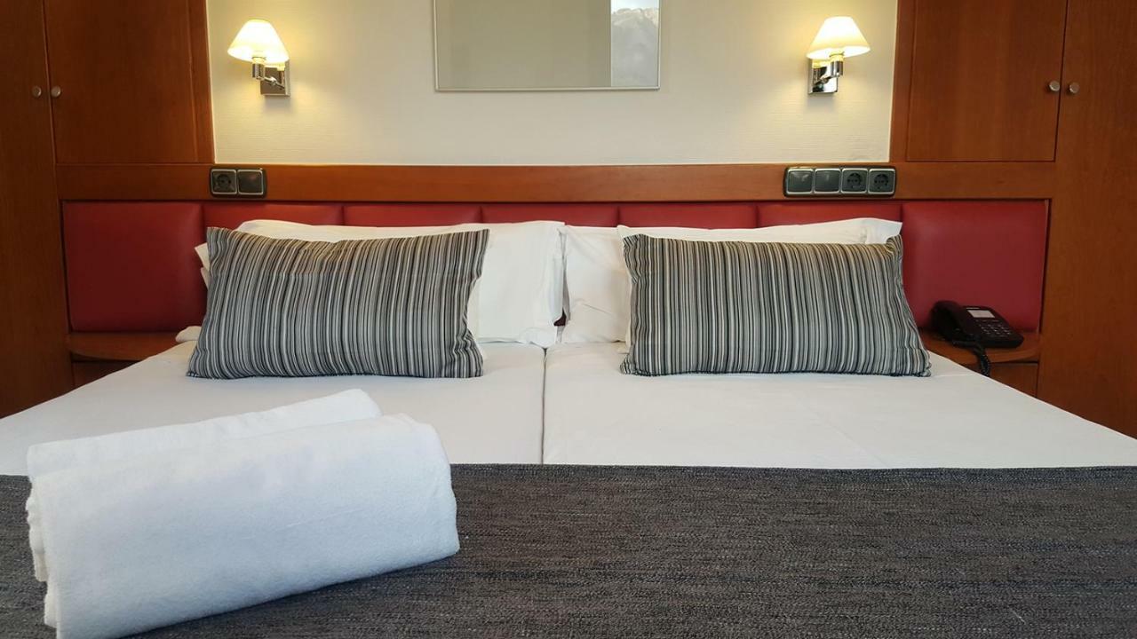 Hotel Oria Tolosa  Zewnętrze zdjęcie